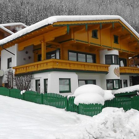 Appartementhaus Zillertal By Piaunddirk Finkenberg Exterior photo