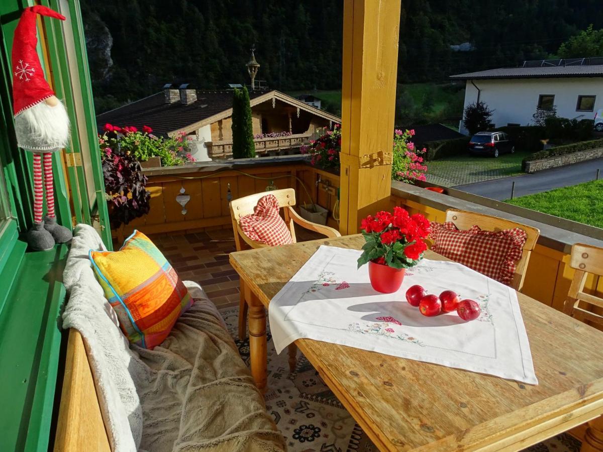 Appartementhaus Zillertal By Piaunddirk Finkenberg Exterior photo