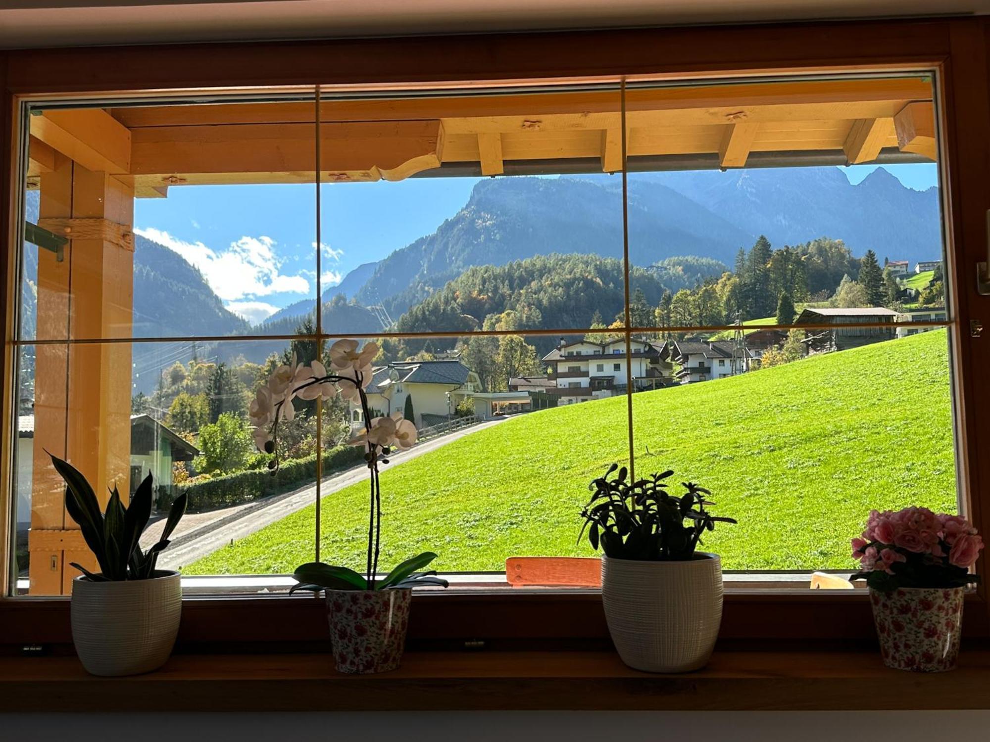 Appartementhaus Zillertal By Piaunddirk Finkenberg Exterior photo